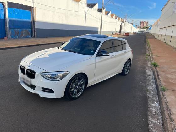 BMW M 135i 3.0 24V TURBO GASOLINA 4P AUTOMÁTICO BMW M 135i 3.0 24V TURBO GASOLINA 4P AUTOMÁTICO